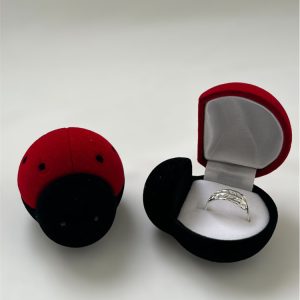 Caja anillo chinita