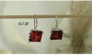Aros Colgantes Circón Rojo
