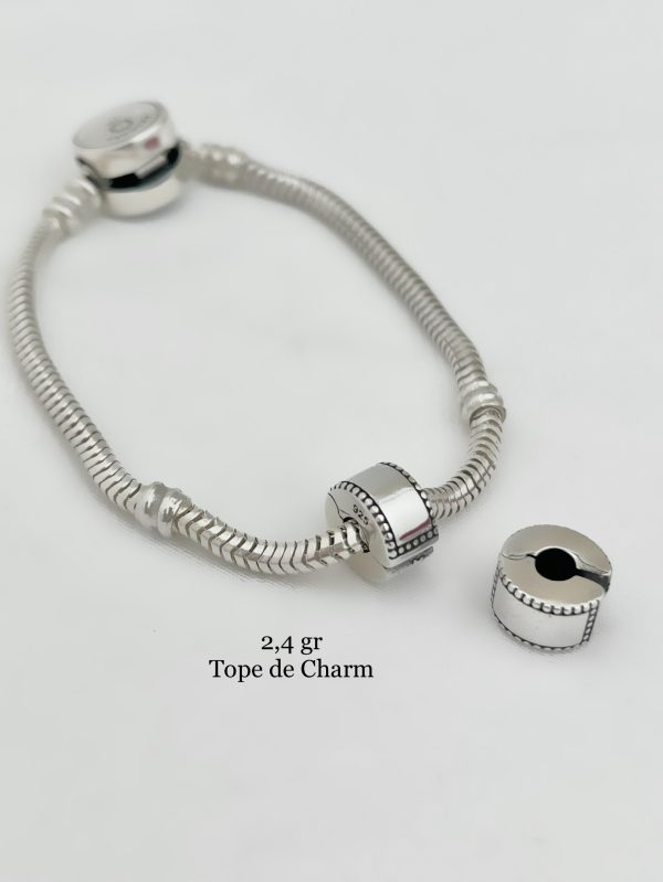 Charm tope