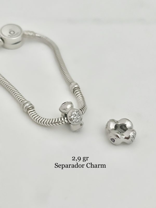 Charm tope