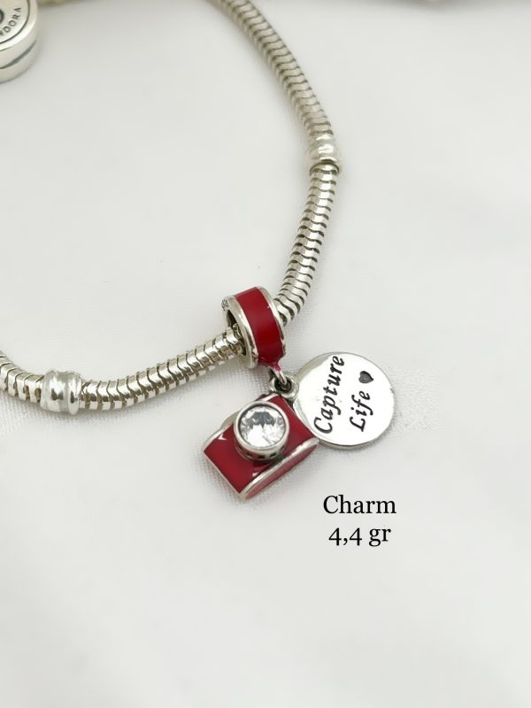 Charm Camara