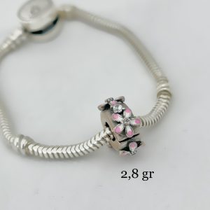Charm Flores