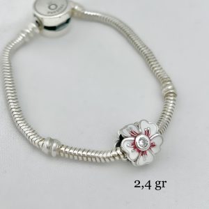 Charm Flores