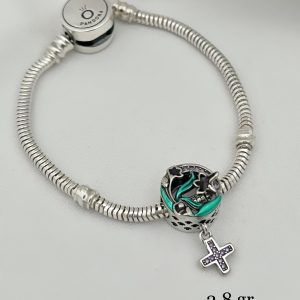 Charm Cruz