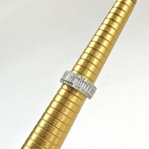 Medidor de anillo metálico